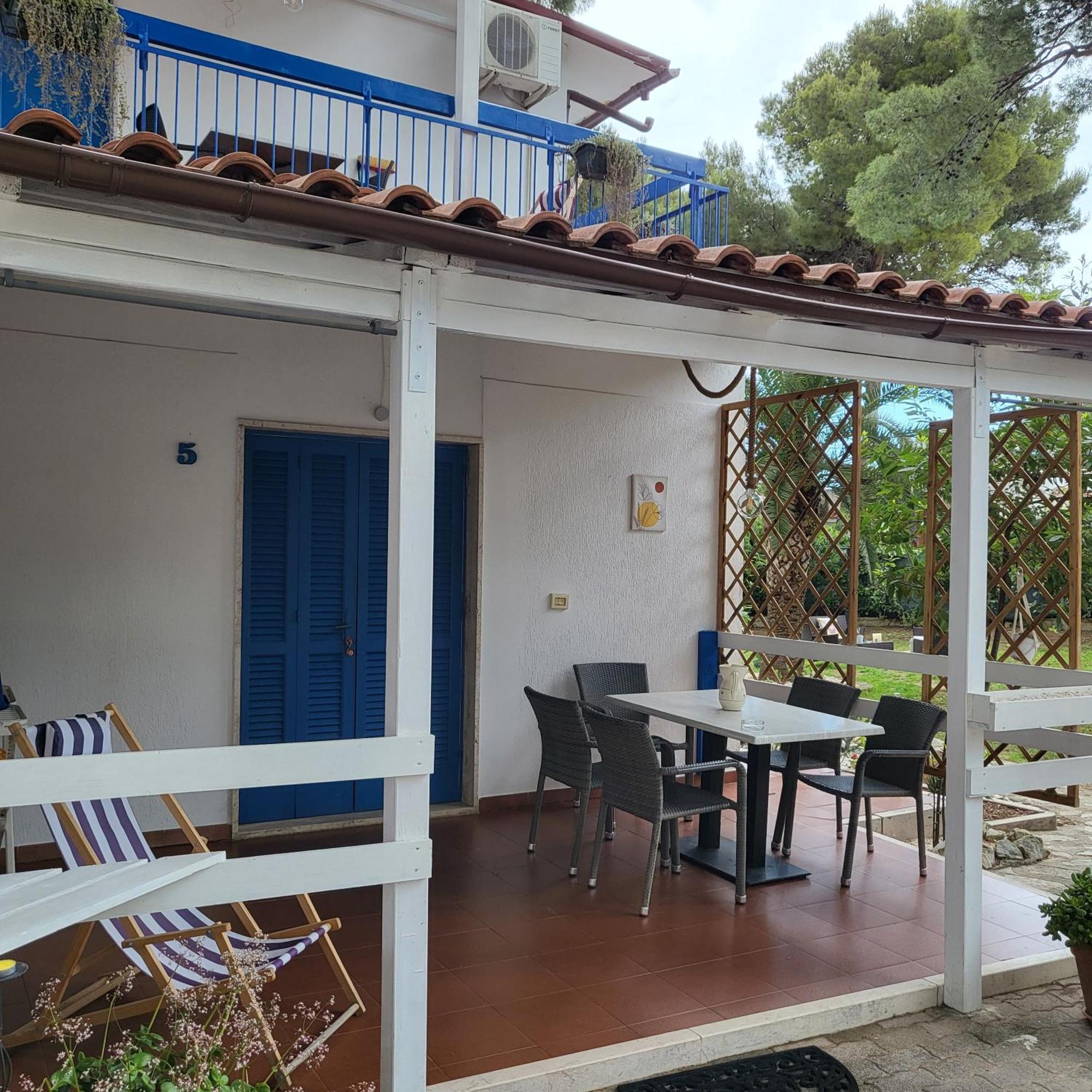 Appartamenti La Villa Пескічі Номер фото
